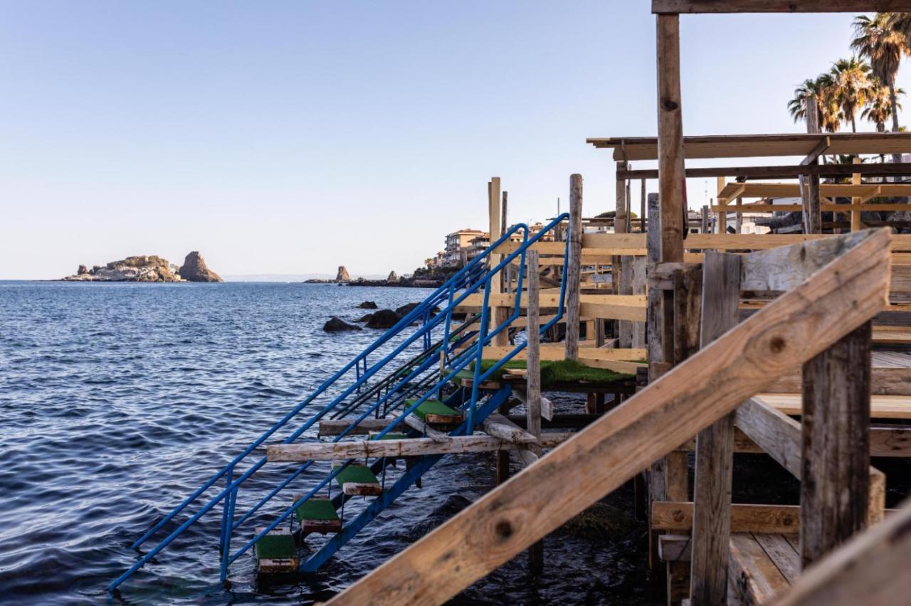 Courrier-House Aci Castello Exterior foto
